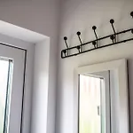 ,szeregowy Obok Lasu Z Tarasem I Dwoma Sypialniami , 800 Metrow Od Plazy Apartmán