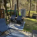 ,szeregowy Obok Lasu Z Tarasem I Dwoma Sypialniami , 800 Metrow Od Plazy Pobierowo