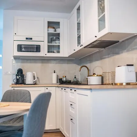 ,szeregowy Z Tarasem I Dwoma Sypialniami , 800 Metrów Od Plaży * Pobierowo