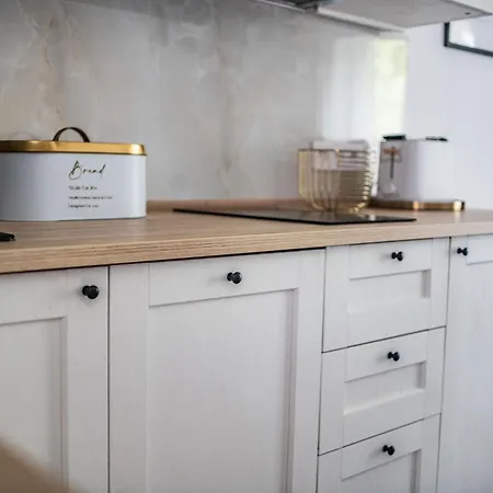 Appartement ,szeregowy Obok Lasu Z Tarasem I Dwoma Sypialniami , 800 Metrow Od Plazy