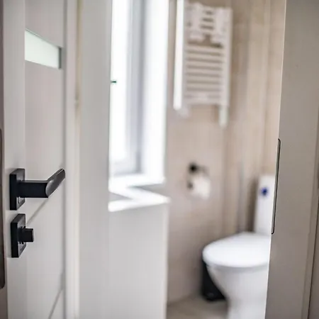 ,szeregowy Z Tarasem I Dwoma Sypialniami , 800 Metrów Od Plaży