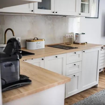 ,szeregowy Z Tarasem I Dwoma Sypialniami , 800 Metrów Od Plaży Pobierowo