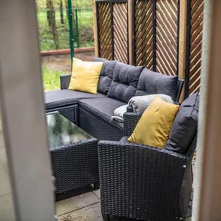 Apartment Z Ogrodem I Dwoma Sypialniami Blisko Plazy