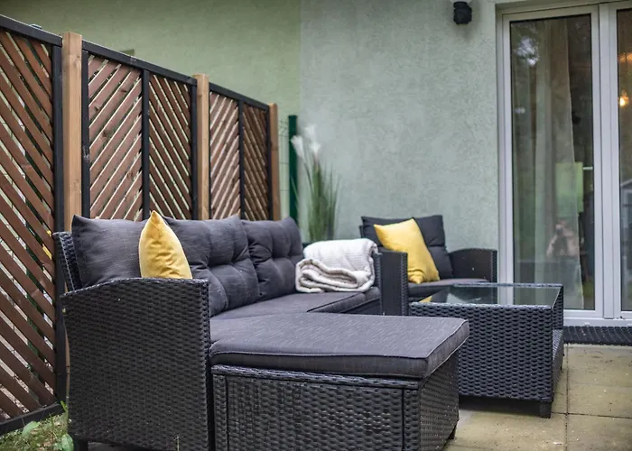 ,szeregowy Obok Lasu Z Tarasem I Dwoma Sypialniami , 800 Metrow Od Plazy *