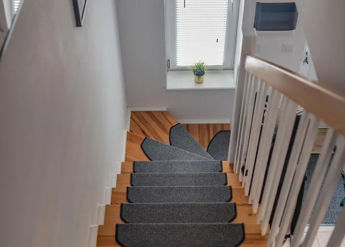 ,szeregowy Obok Lasu Z Tarasem I Dwoma Sypialniami , 800 Metrow Od Plazy Appartement Pobierowo