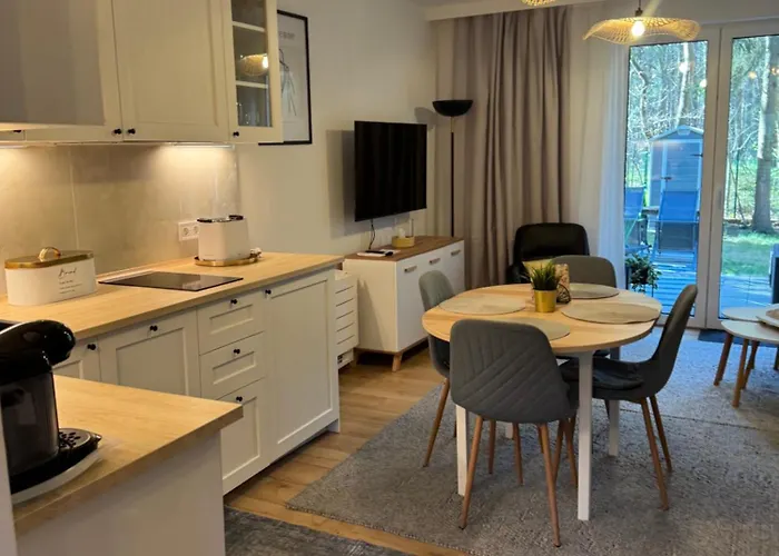 ,szeregowy Obok Lasu Z Tarasem I Dwoma Sypialniami , 800 Metrow Od Plazy Appartement